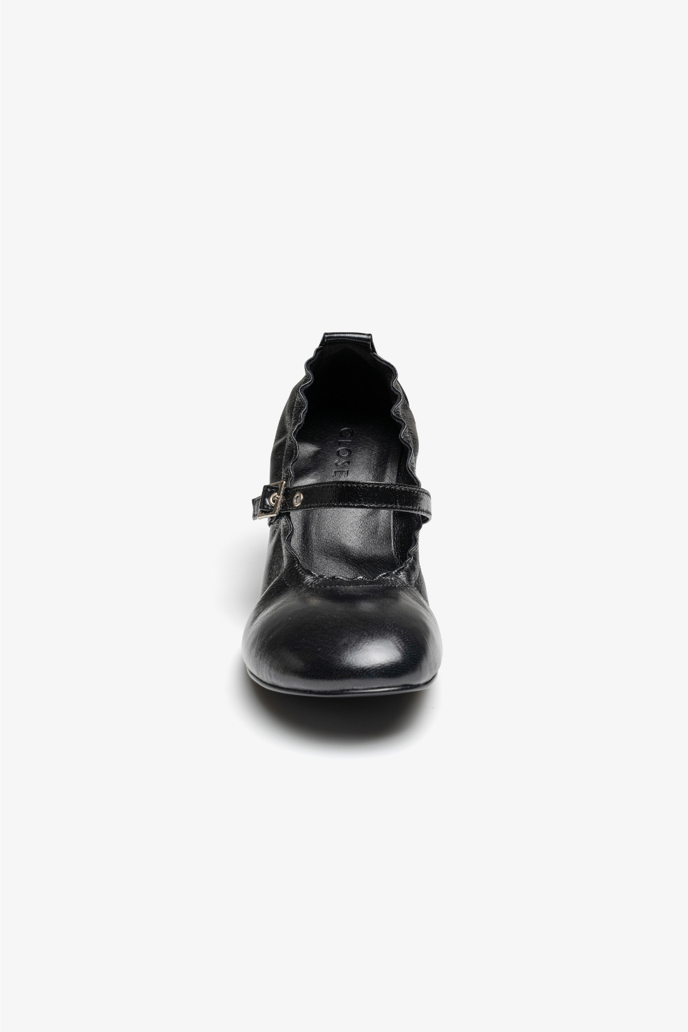 신발 차콜 색상 이미지-S14L3